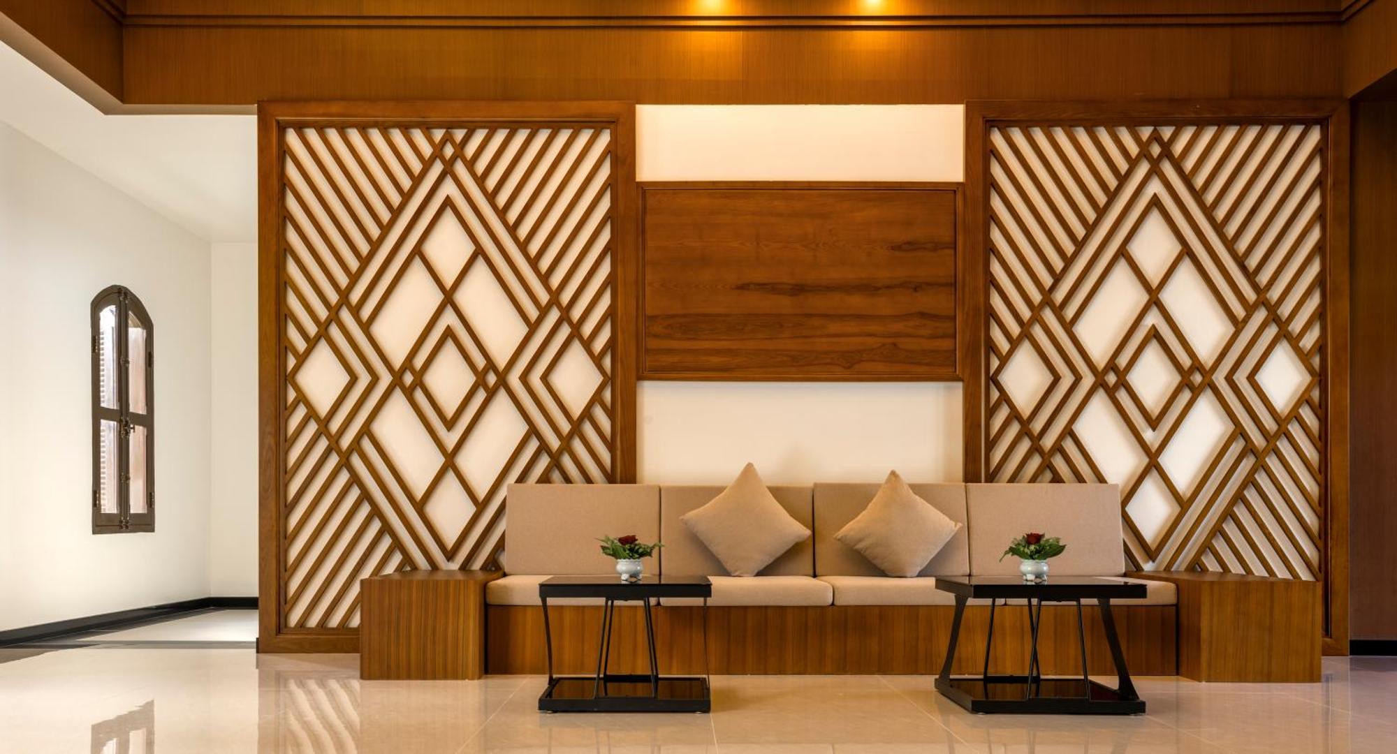 Choasis Hotel-ルアンパバーン エクステリア 写真
