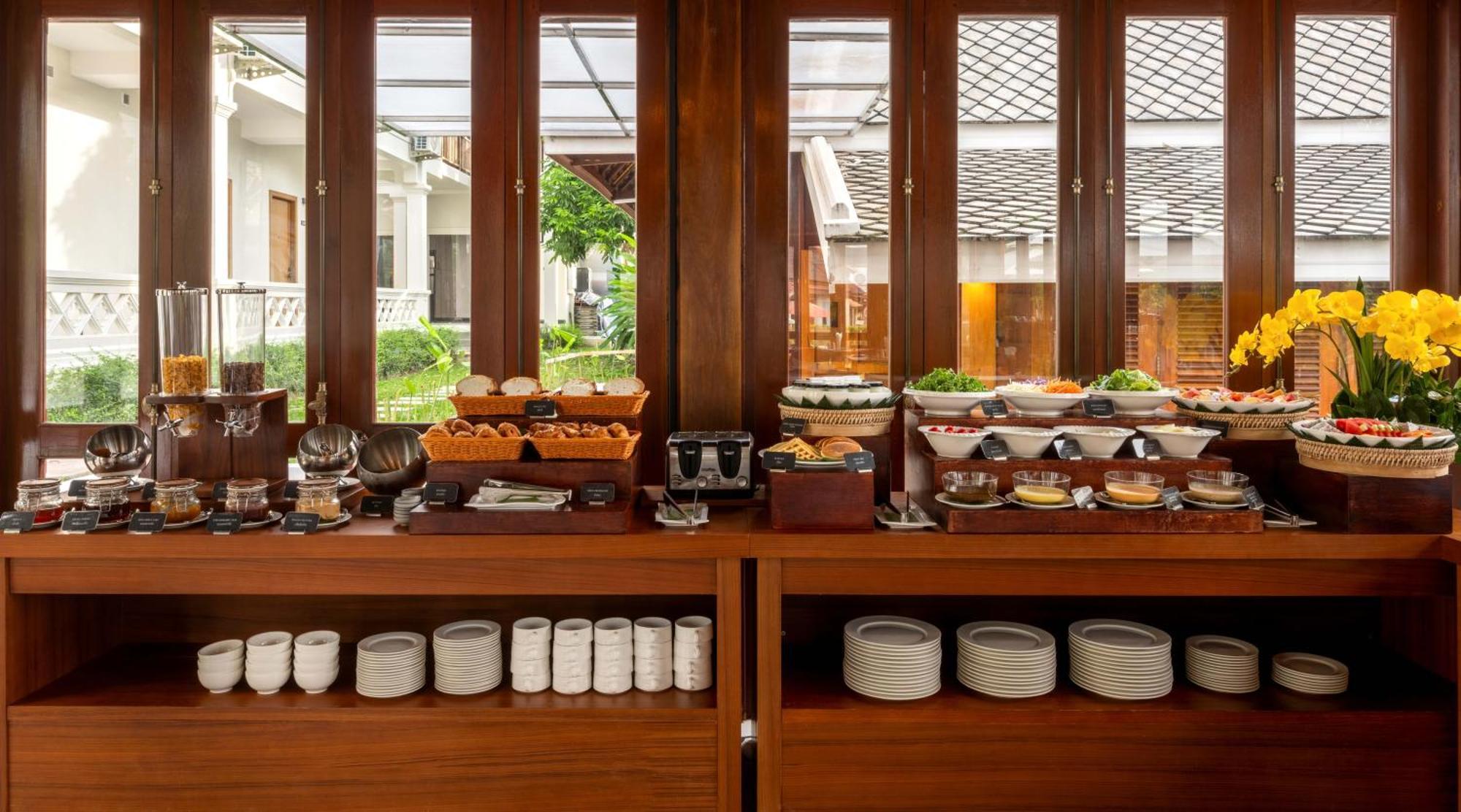 Choasis Hotel-ルアンパバーン エクステリア 写真