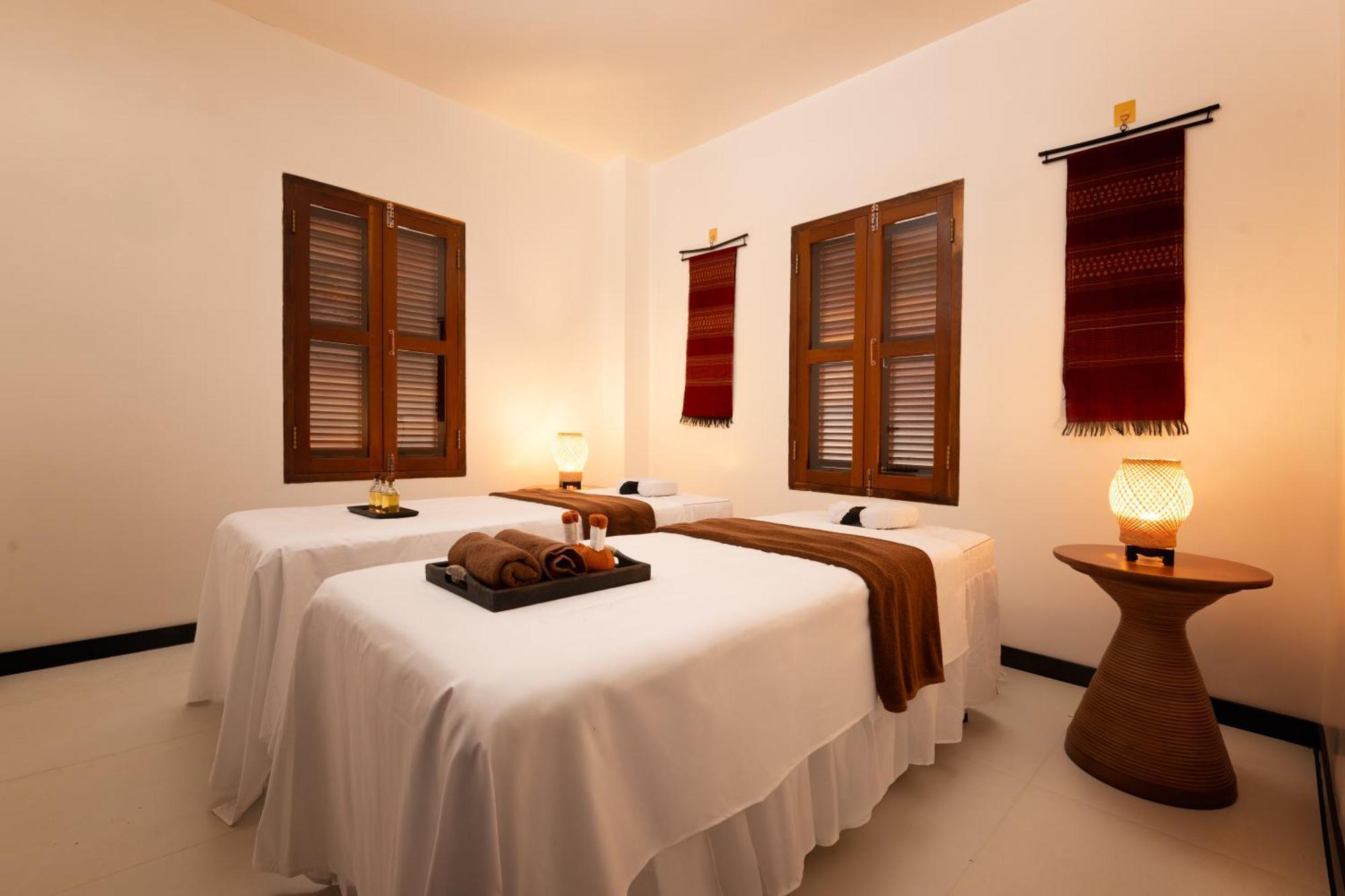 Choasis Hotel-ルアンパバーン エクステリア 写真